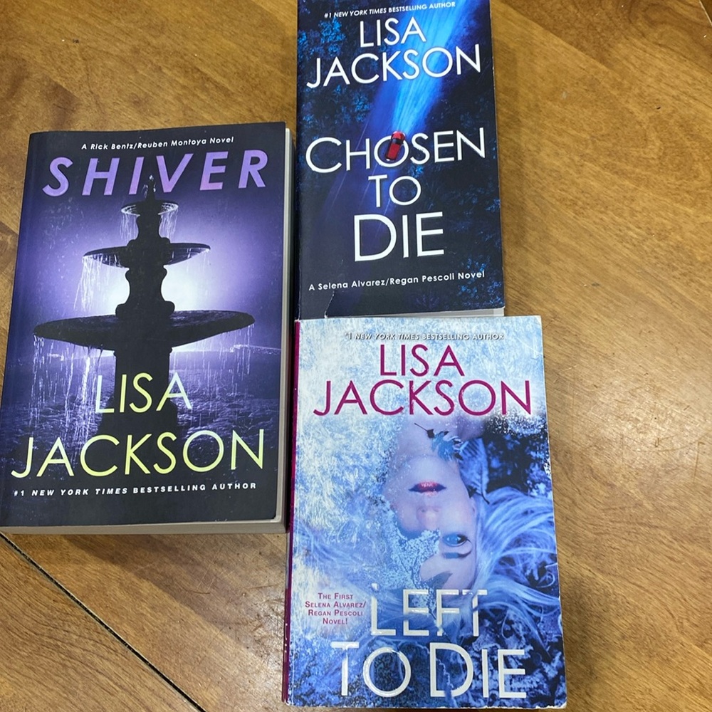 Set of 3, Lisa Jackson, used, paperback novels.